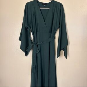 NWOT Dark Green Dress with Kimono Sleeves and Belt